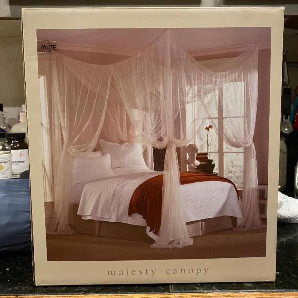 Mombasa Majesty Canopy One Size Bed Mosquito Netting Sheer White NIB